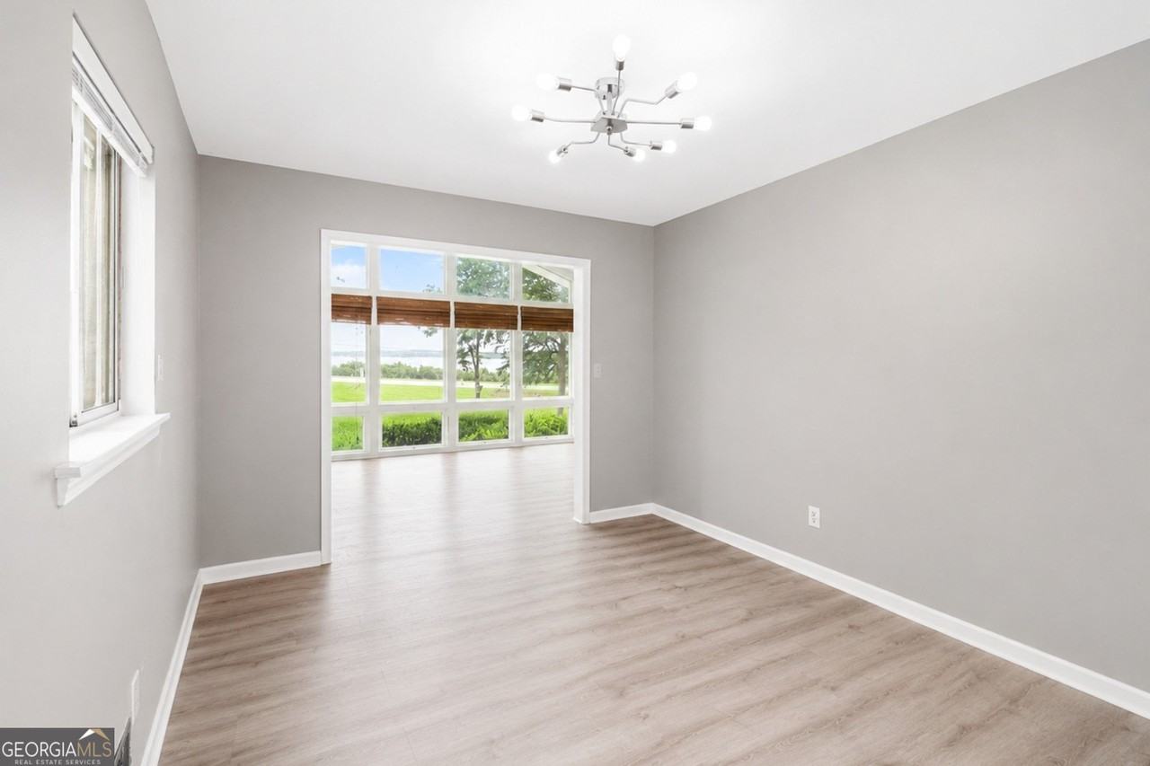 3605 Flat Shoals Rd - Photo 7 of 36