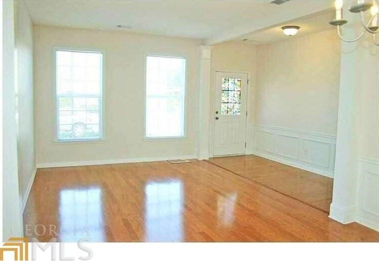 8910 Ruel Ln - Photo 3 of 6