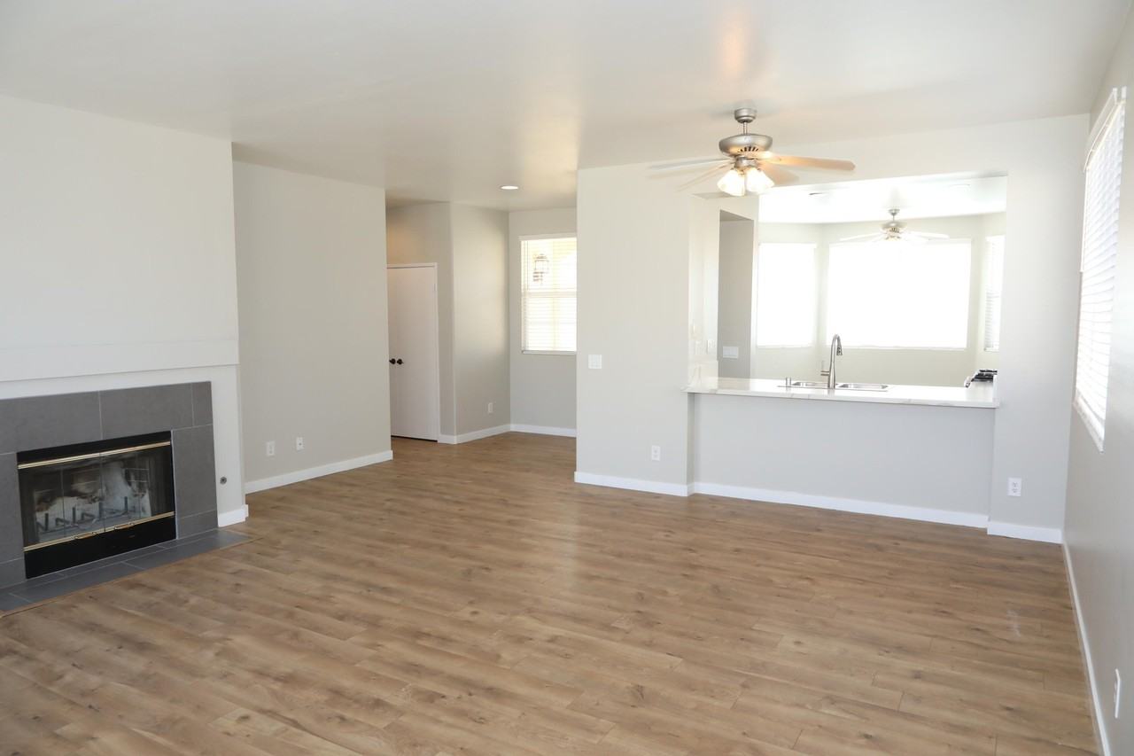 1559 W Avenue H4 - Photo 5 of 16