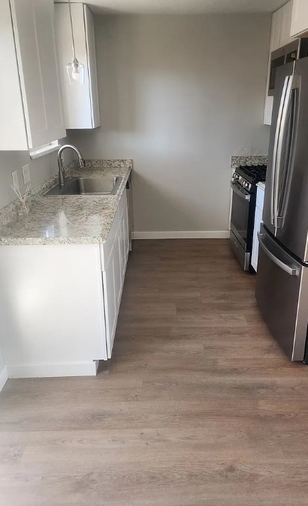 523 1/2 Gardner Way #1 - Photo 5 of 8