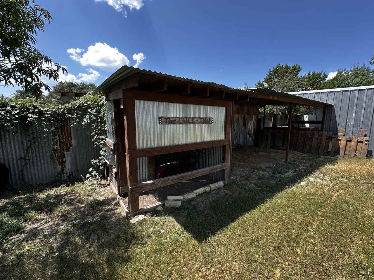 150 Winchester Rd #1 - Photo 5 of 10