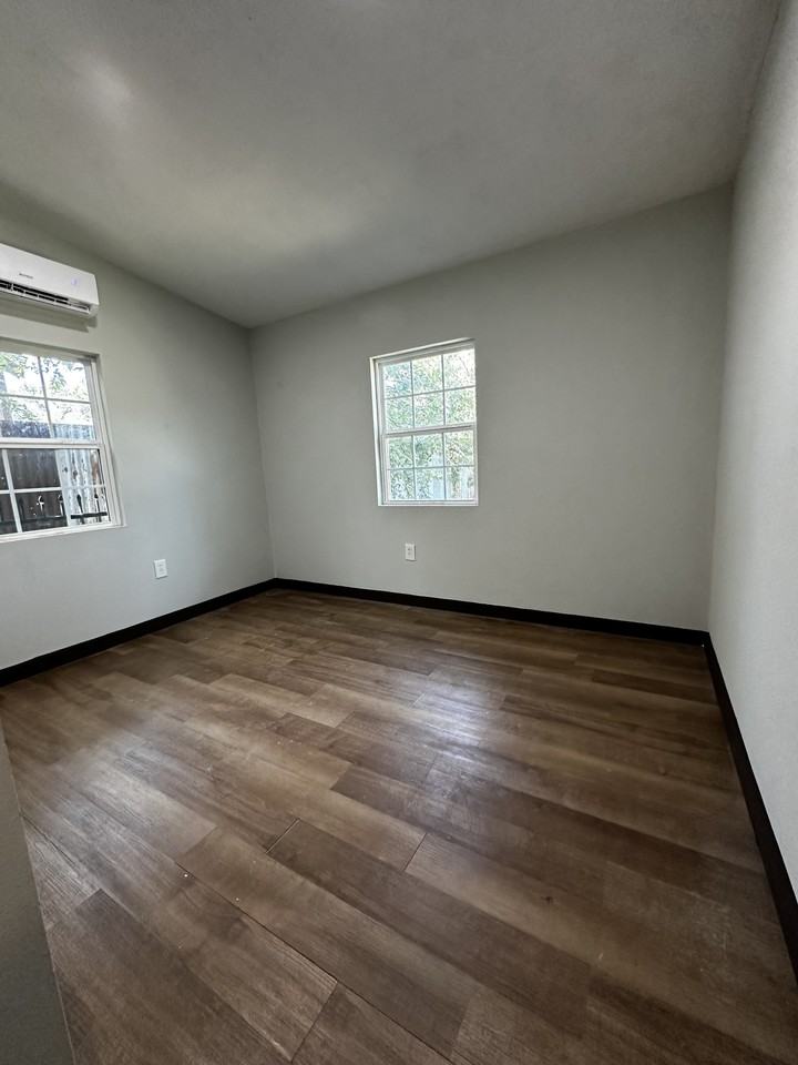 150 Winchester Rd #1 - Photo 7 of 10