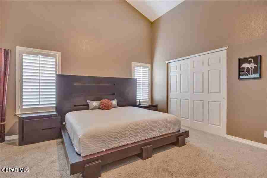 7067 Crown Ridge Dr - Photo 7 of 21
