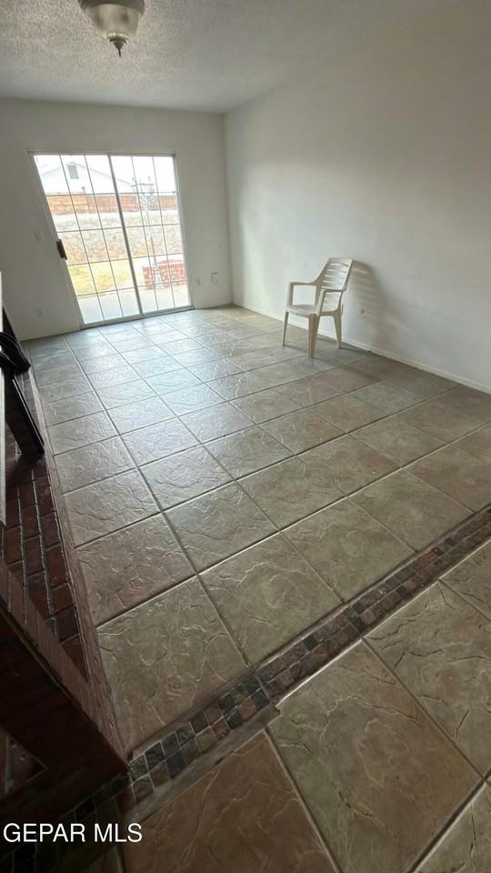 4825 Rolling Stone Ave - Photo 4 of 16