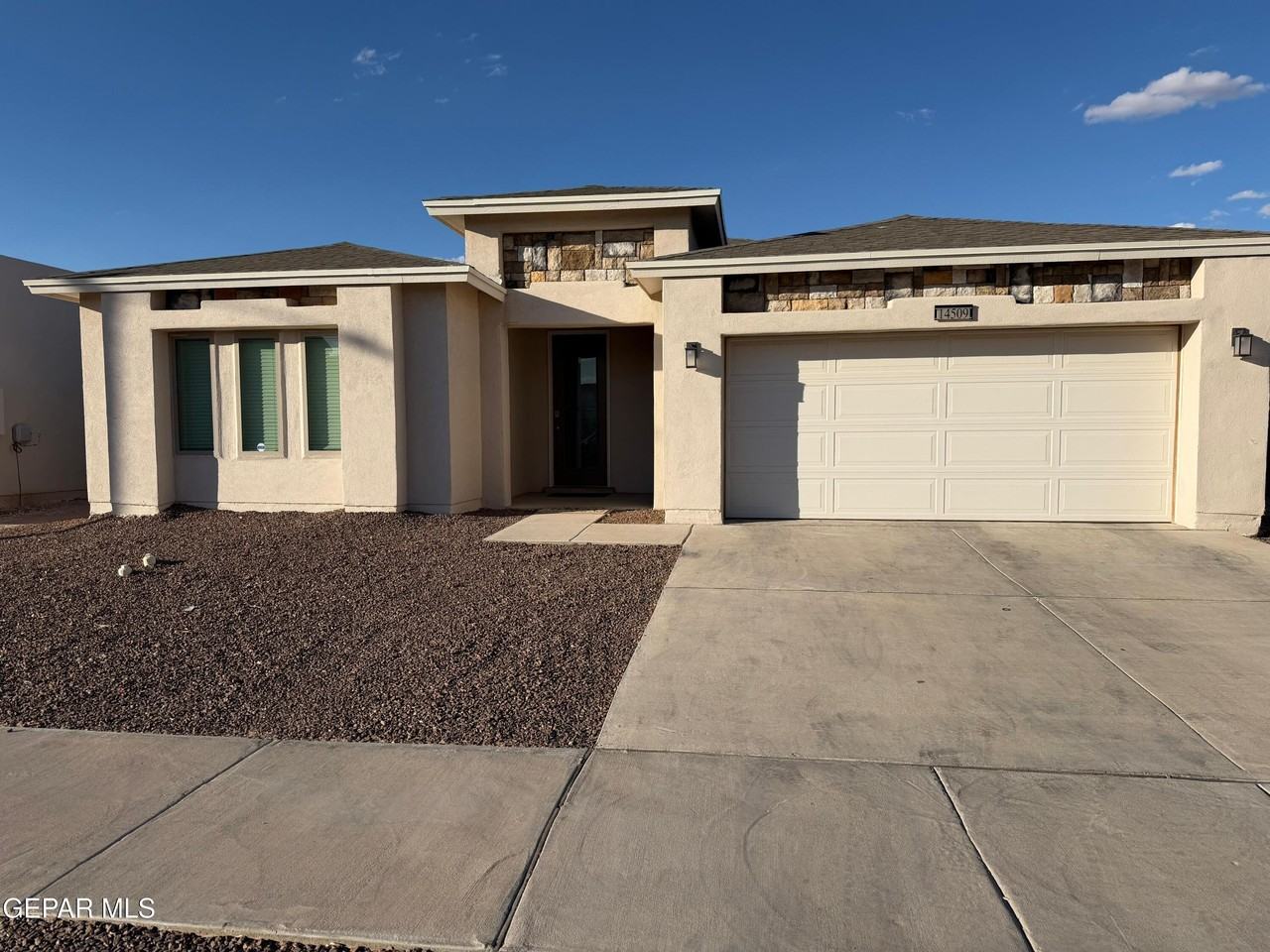 14509 Johnny Mata Dr - Photo 6 of 32