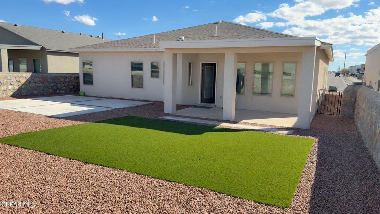 14509 Johnny Mata Dr - Photo 7 of 32