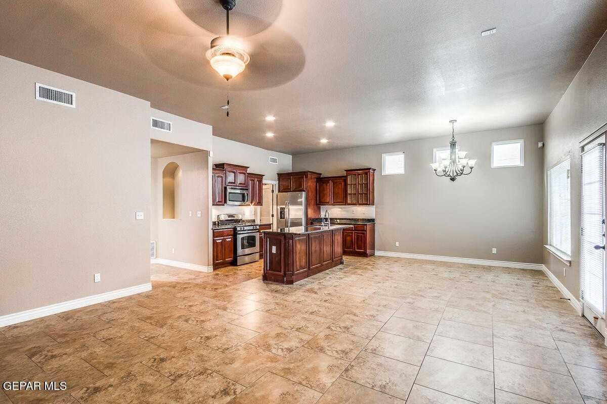 3644 Almond Beach Dr - Photo 5 of 36