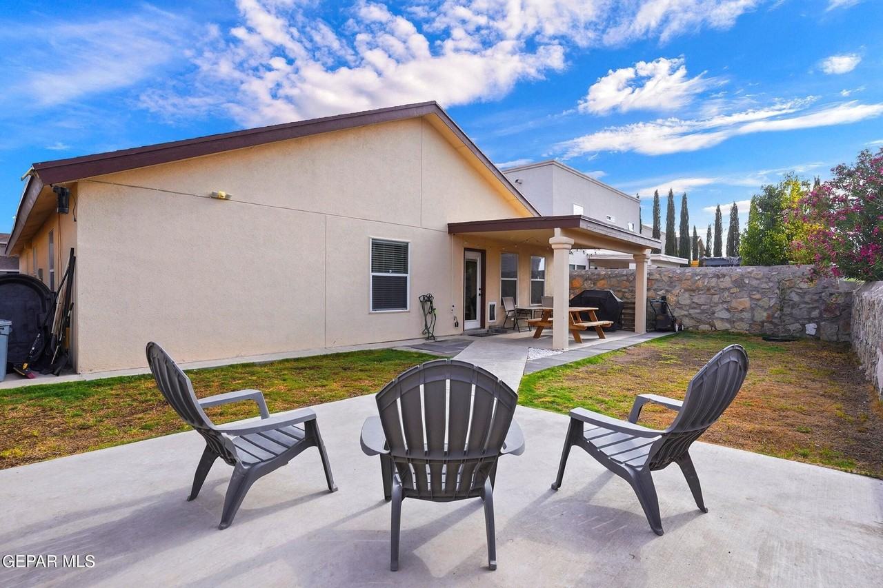 12529 Paseo Rosannie Ave - Photo 6 of 32