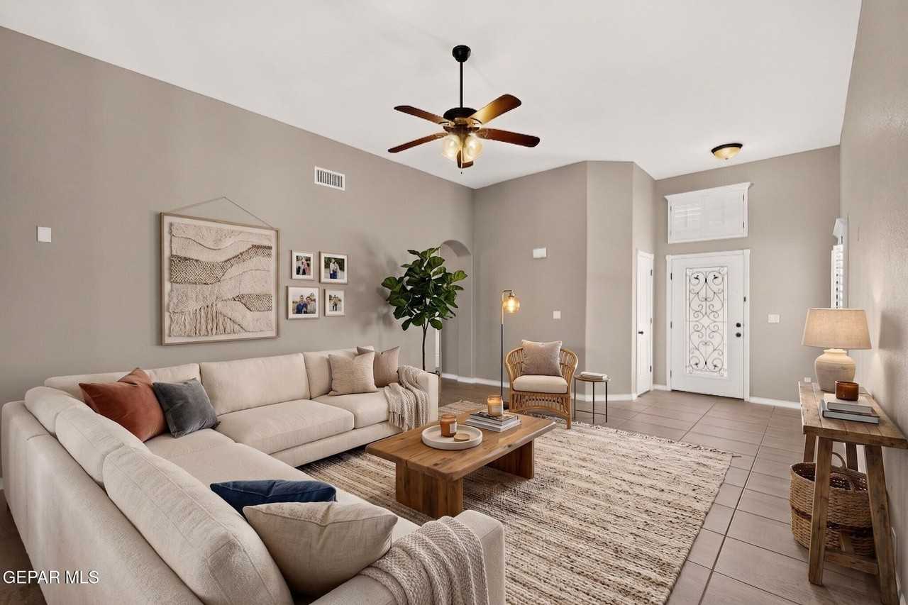 14836 Ted Banks Ave - Photo 5 of 40