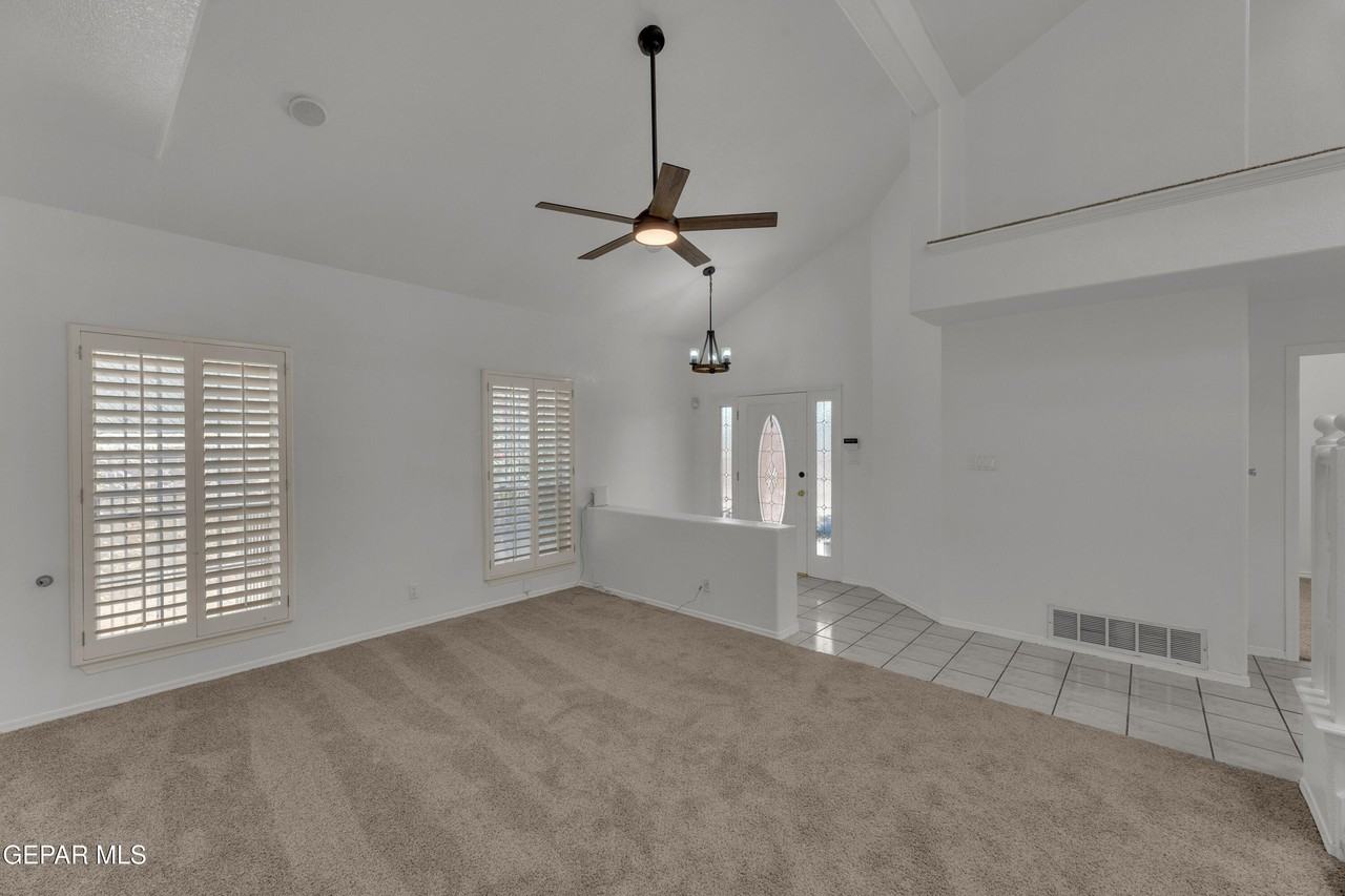 1325 Whirl Away Dr - Photo 2 of 32