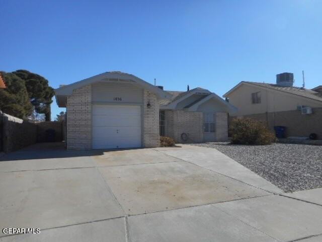 1836 Piedra Roja St - Photo 3 of 24