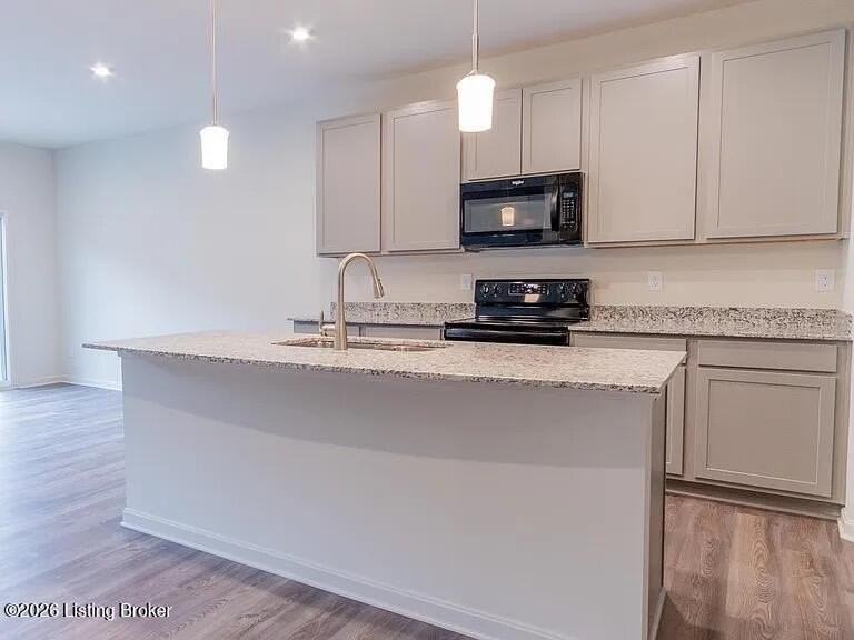 4003 White Pine Ln - Photo 5 of 18