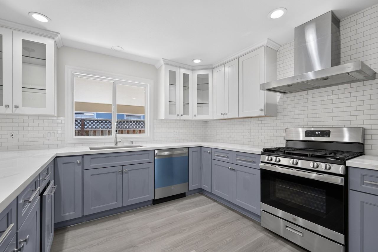 549 N 21st St #1 - Photo 4 of 10