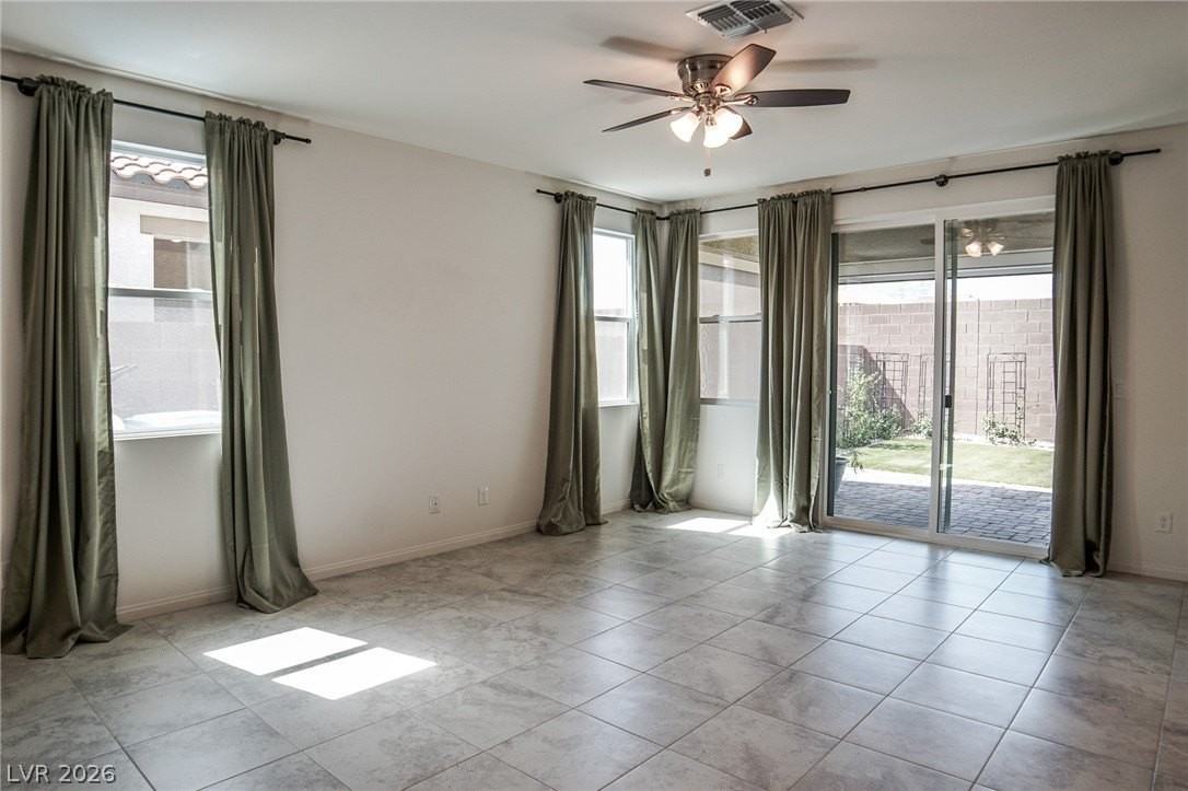 1818 Vibrant Barn Ave - Photo 6 of 29