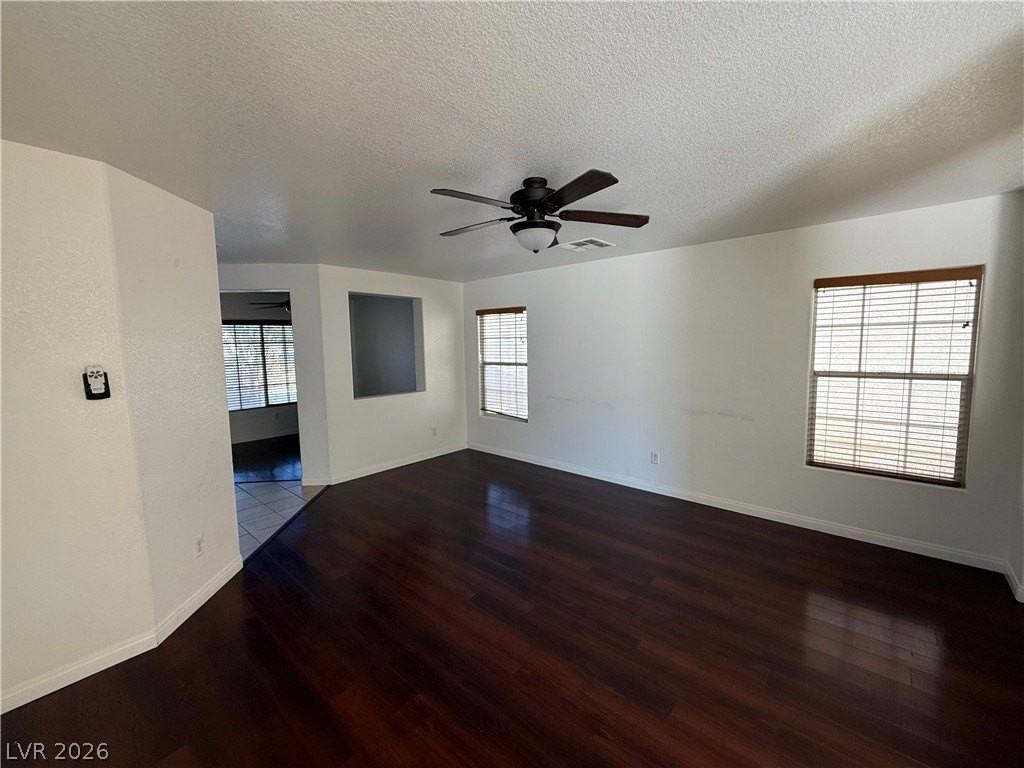 4927 Volcanic Rock Ln - Photo 3 of 27