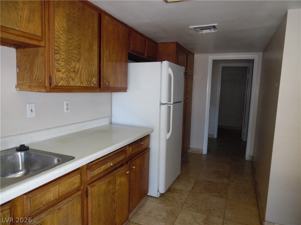 4411 Sirius Ave - Photo 6 of 20