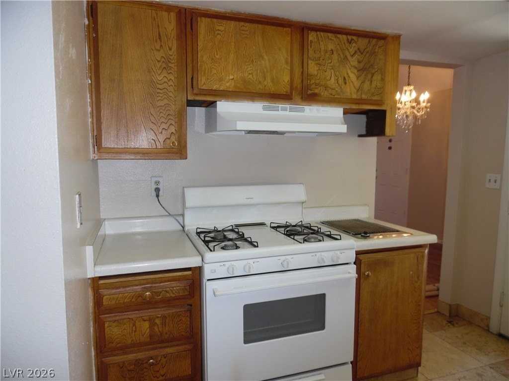 4411 Sirius Ave - Photo 7 of 20