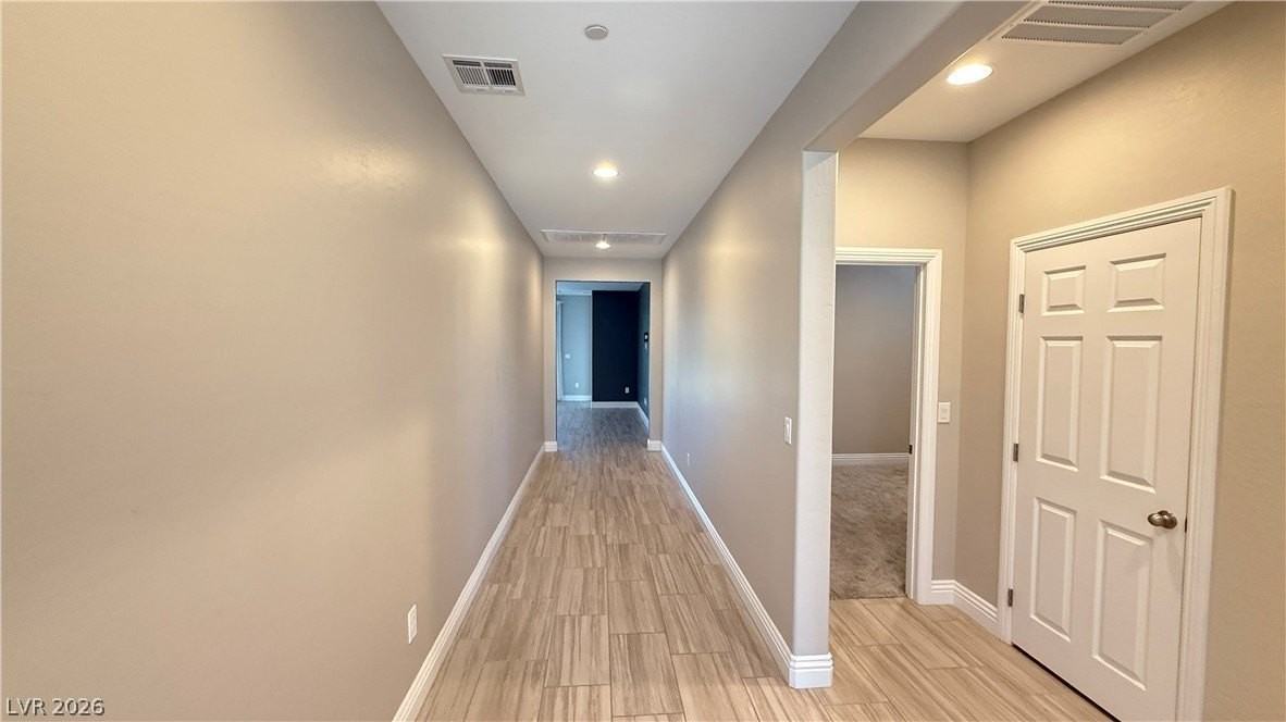 7491 Bonnie Piper St - Photo 5 of 32