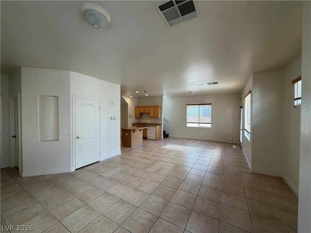 3762 Corpolo Ave - Photo 7 of 46