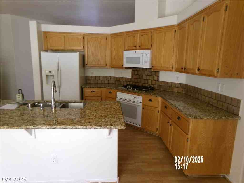 915 Dover Glen Dr #0 - Photo 4 of 19