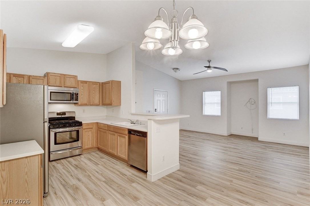 2052 Quarry Ridge St #201 - Photo 7 of 25
