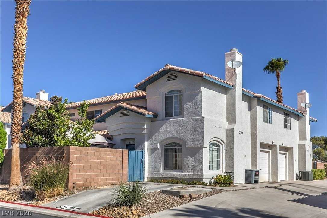 8136 Autumn Star Ave