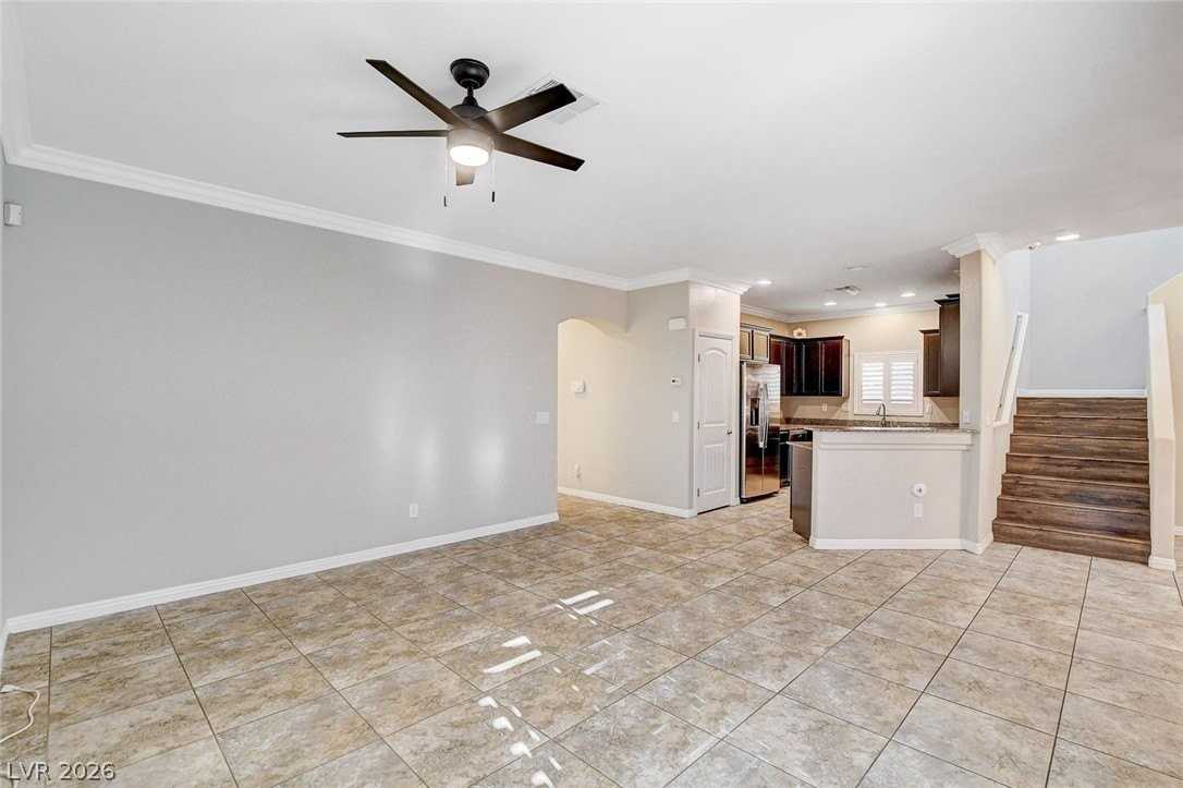 9634 Volk Ave - Photo 3 of 37