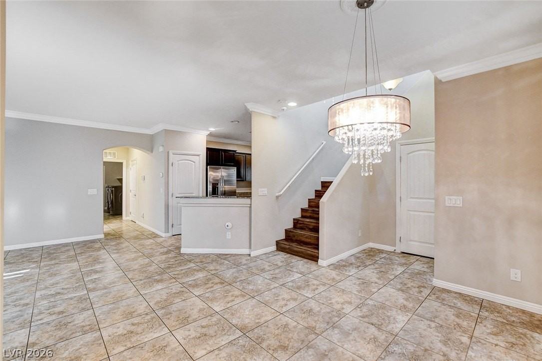 9634 Volk Ave - Photo 7 of 37