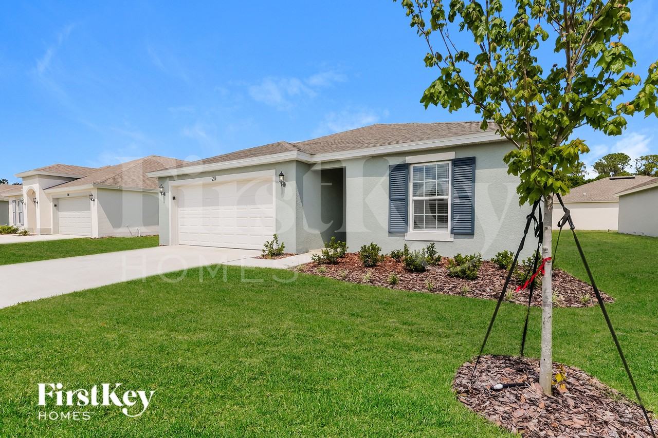 211 Southern Breeze Loop - Photo 2 of 16
