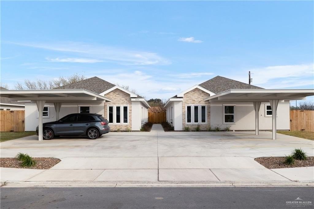 804 N Clarence Ave #4