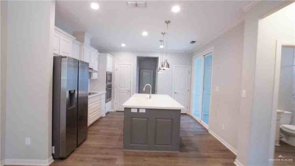10219 N 14th St - Photo 4 of 16