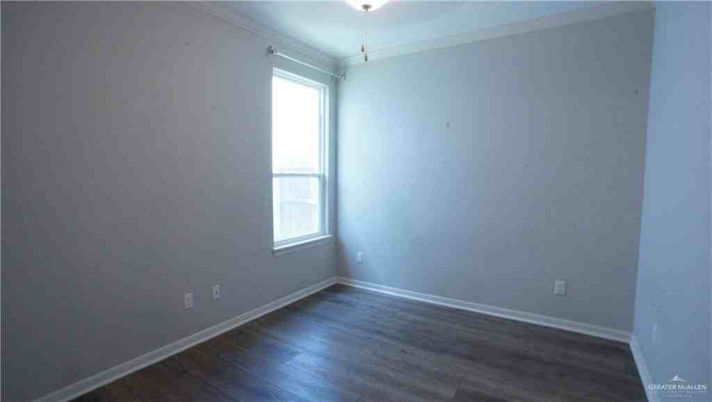 10219 N 14th St - Photo 7 of 16