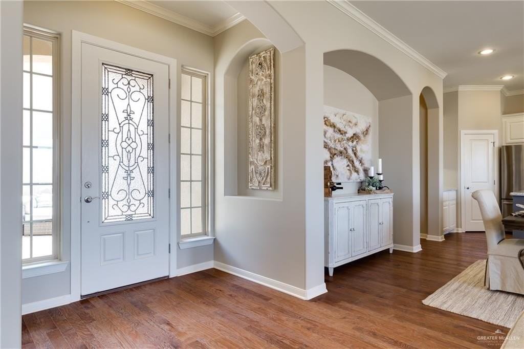 4404 Ensenada Ave - Photo 4 of 24