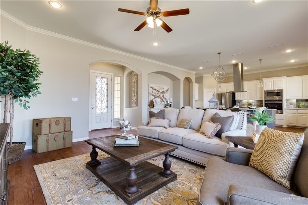 4404 Ensenada Ave - Photo 5 of 24