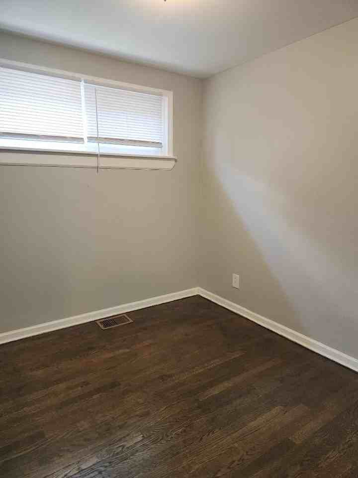 3606 E 9th Ave - Photo 7 of 13