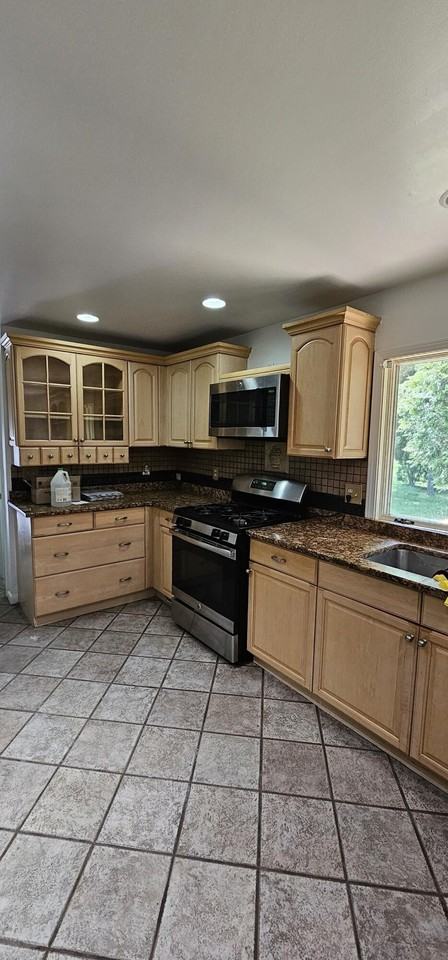 2838 Birchena Cres - Photo 5 of 22