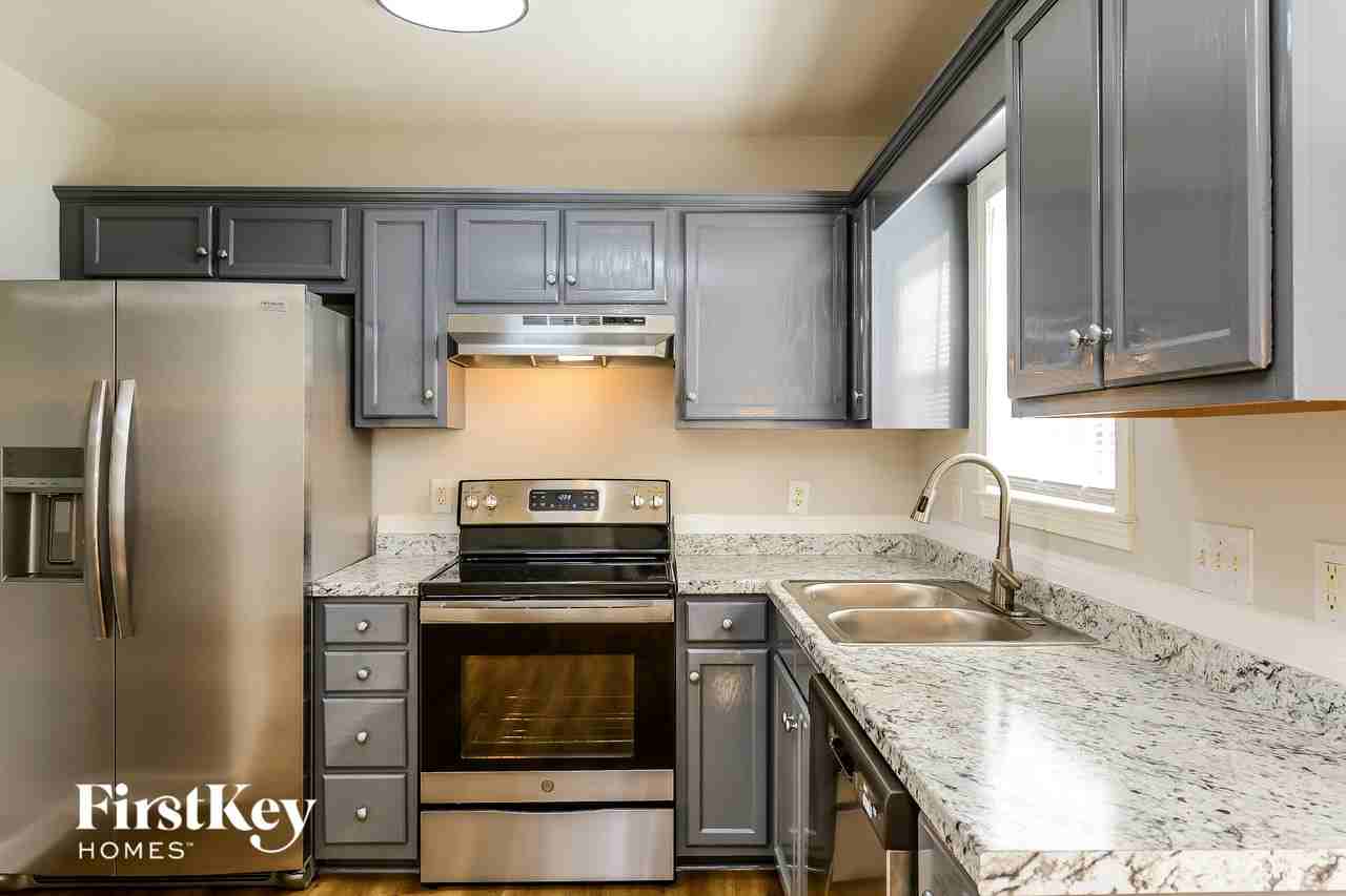 1259 Vincent Dr - Photo 7 of 15