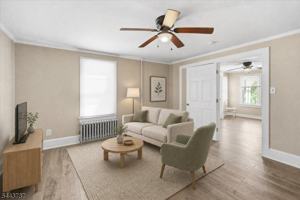 featured image of 5 Vannatta Pl #2