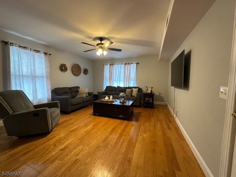394 Sussex St #2 - Photo 5 of 11