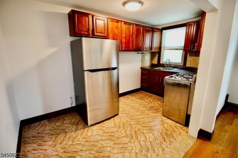 238 Claremont Ave #2 - Photo 4 of 15