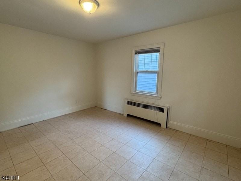 28 Knopf St #2B - Photo 5 of 6