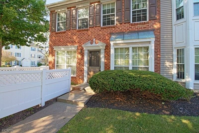 361 Hadleigh Ln - Photo 2 of 26