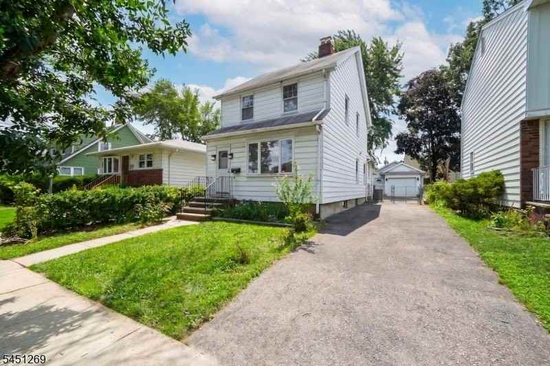 21 Morris Rd - Photo 2 of 36