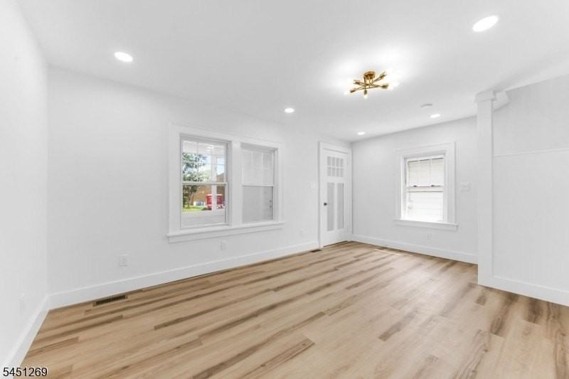 21 Morris Rd - Photo 7 of 36