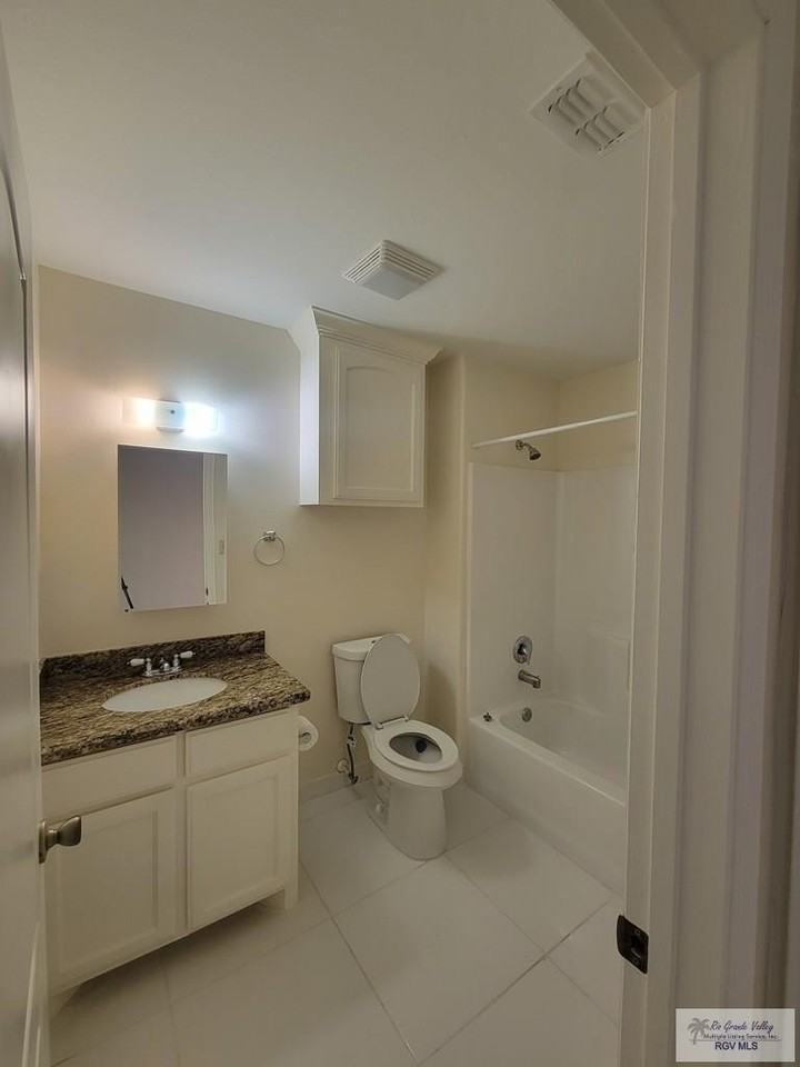 115 Lindsey Ln #C - Photo 7 of 9