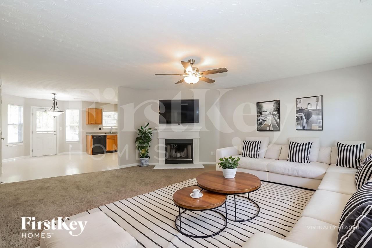 7008 Setters Way - Photo 4 of 18