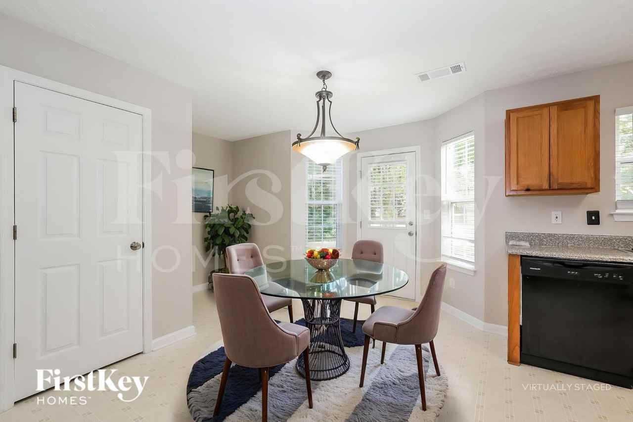 7008 Setters Way - Photo 6 of 18