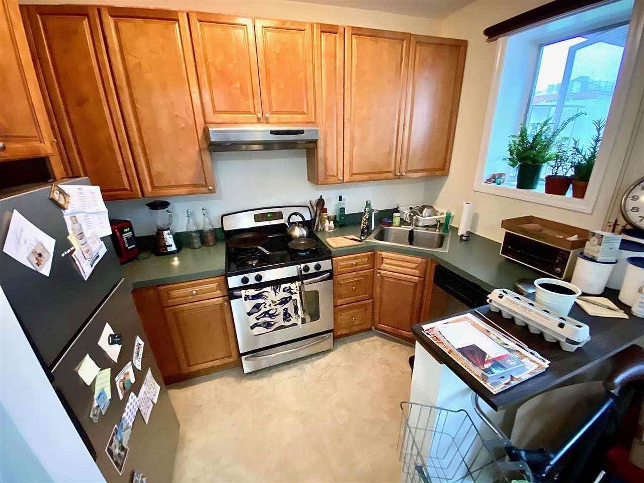 247 Grove St #2 - Photo 3 of 15
