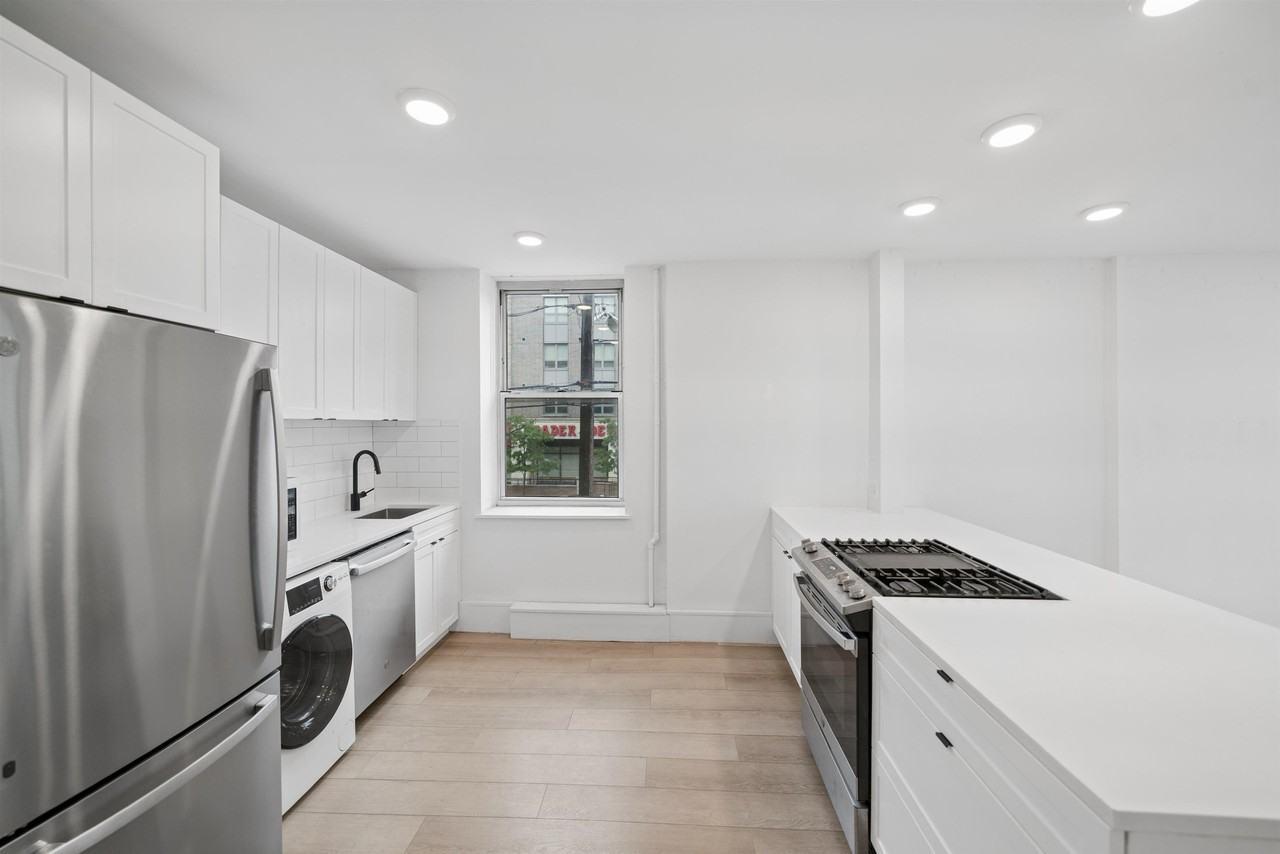 1327 Willow Ave #3 - Photo 2 of 15