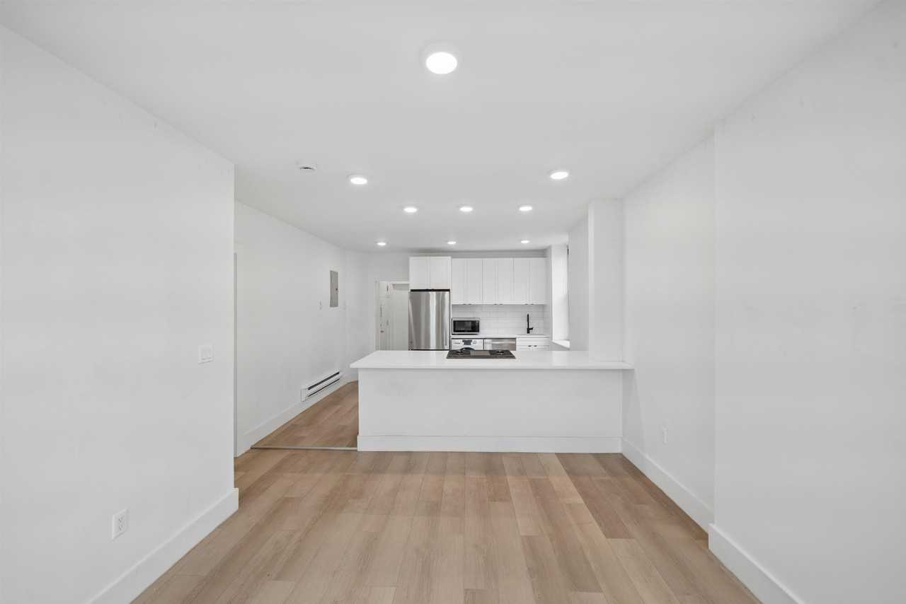 1327 Willow Ave #3 - Photo 6 of 15